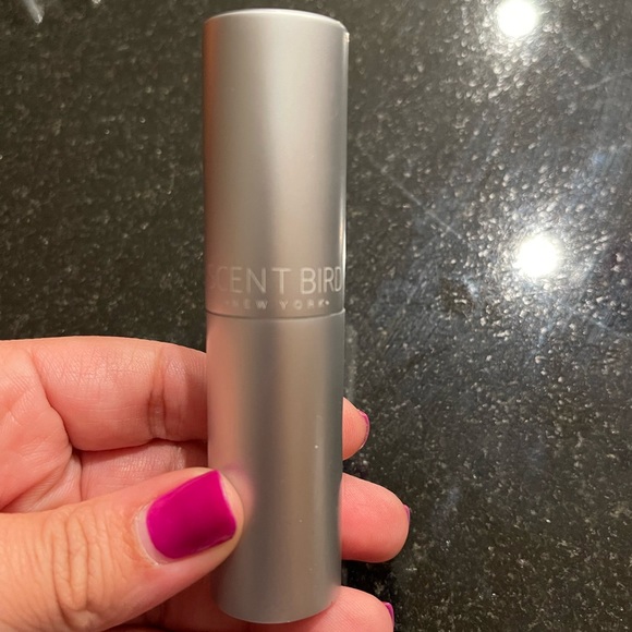 Scent bird 2 perfumes, atomizer, & pouch. Can sell them individually. $10 each - Picture 4 of 5